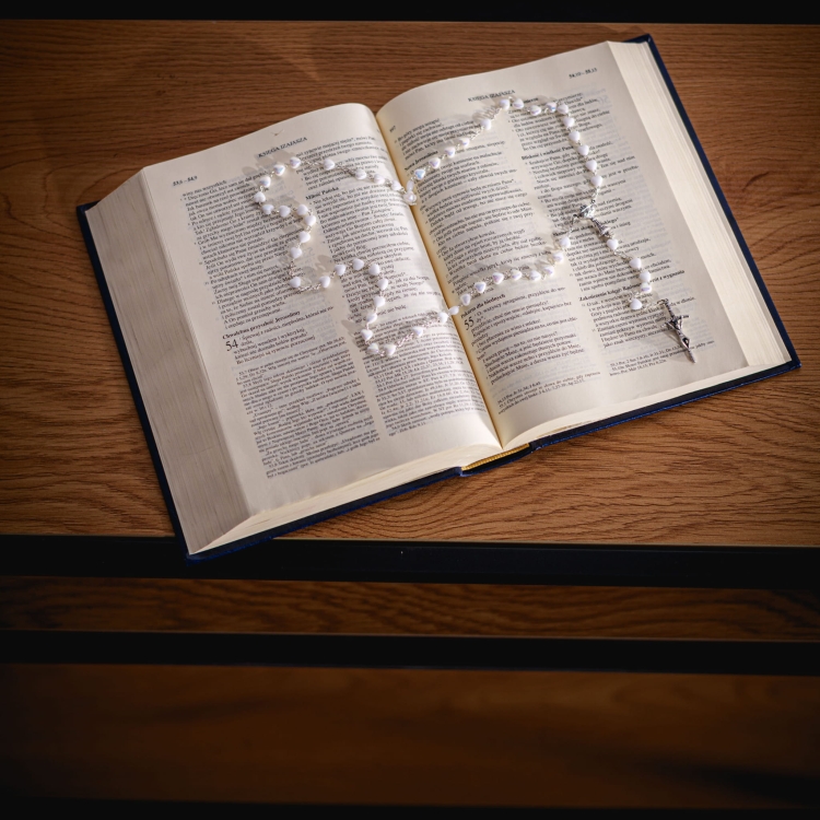 SERCE KREDA AB IHS BIBLIA.JPG