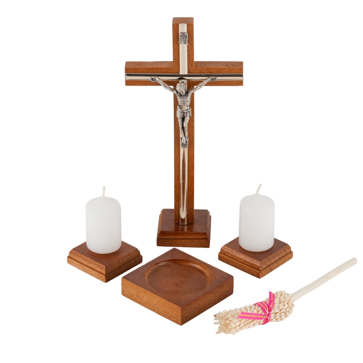 KOMPLET-KOLEDOWY-DREWNIANY-KRZYZ-KOLEDA-PASYJKA-MISKA-KROPIDLO-SWIECZKI-Marka-bez-marki (1).jpg